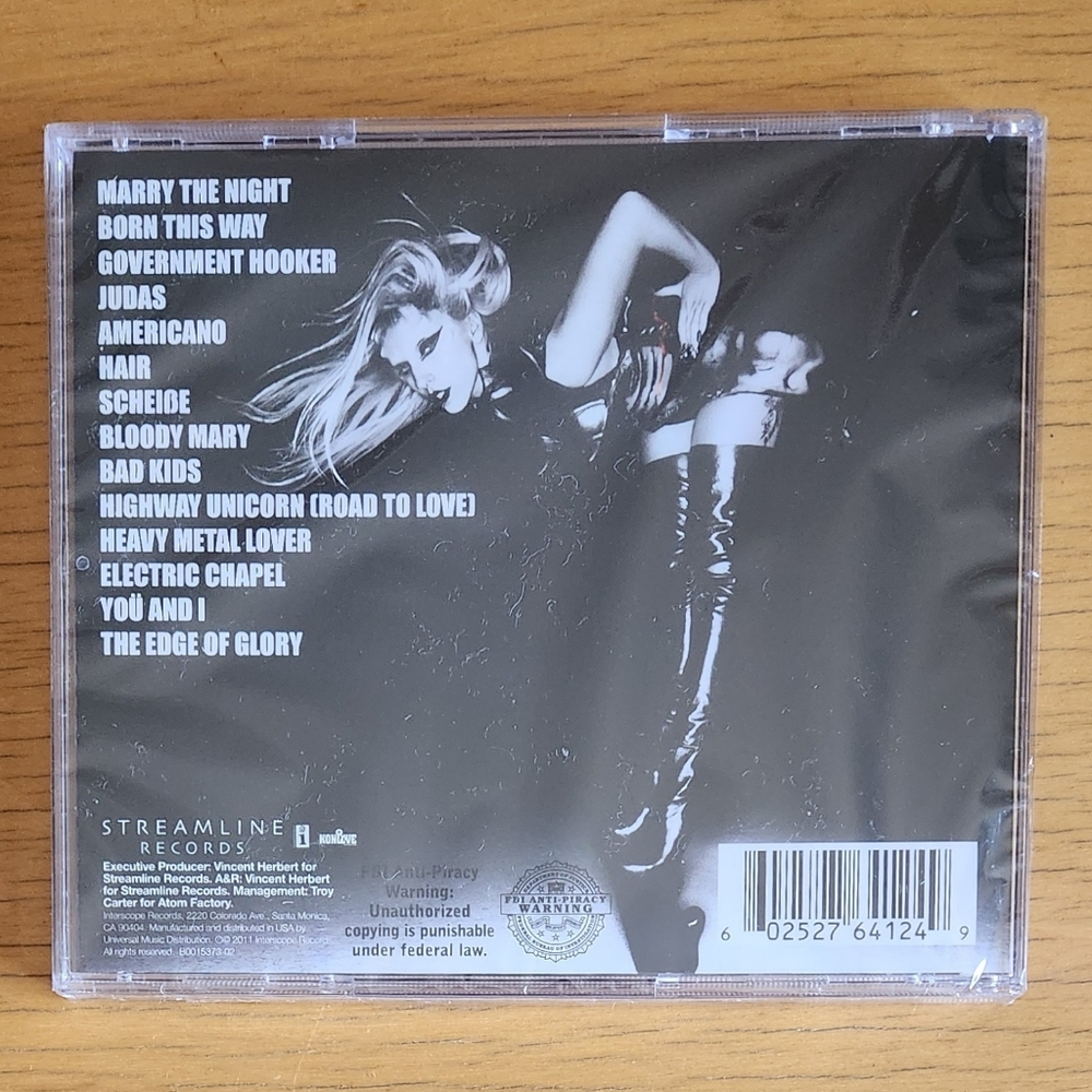 Lady Gaga - Born This Way, Born This Way Remixes & The Fame Monster CDs Lot of 3 - Picture 5 of 10